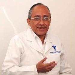 Dr. Eduardo Santillán Sosa es experto en neuropsiquiatría y neurociencias.