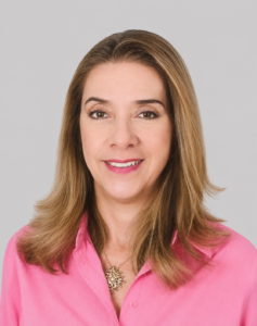 Dra. Mariuxi Egas Miraglia es una nutricionista ecuatoriana experta en cómo romper patrones familiares dañinos.