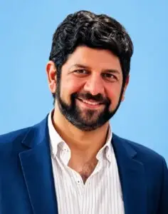 Dr. Ignacio Hanna Jairala es médico gastroenterólogo y especialista en neurogastroenterología